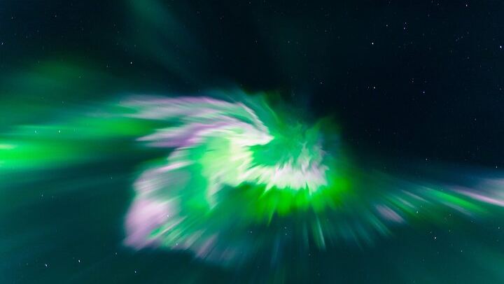 Kiruna Northern Lights Chase with a Photographer, Lights of Vikings (1/4)