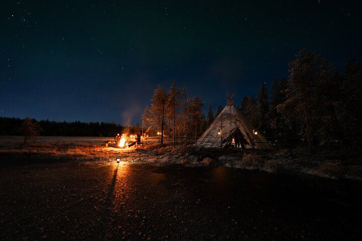 Ranua Aurora Activity Park After Dark with Sauna and Reindeer (6/12)