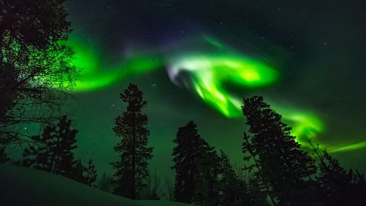 Levi Small Group Northern Lights Hunt with DSLR Photos