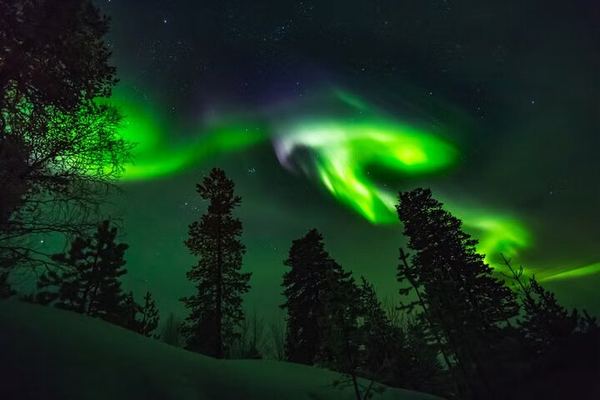 Levi Small Group Northern Lights Hunt with DSLR Photos