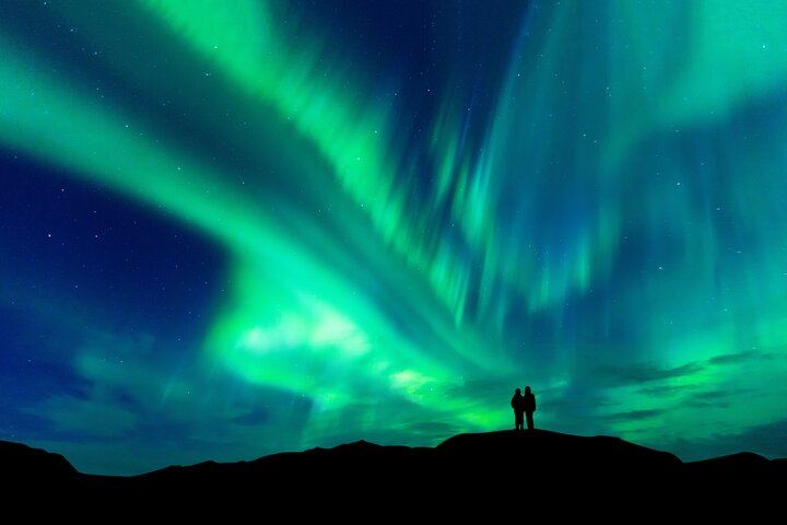 Levi Small Group Northern Lights Hunt with DSLR Photos (3/6)