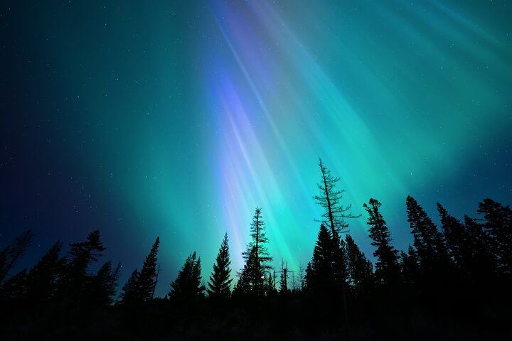 Levi Small Group Northern Lights Hunt with DSLR Photos (4/6)