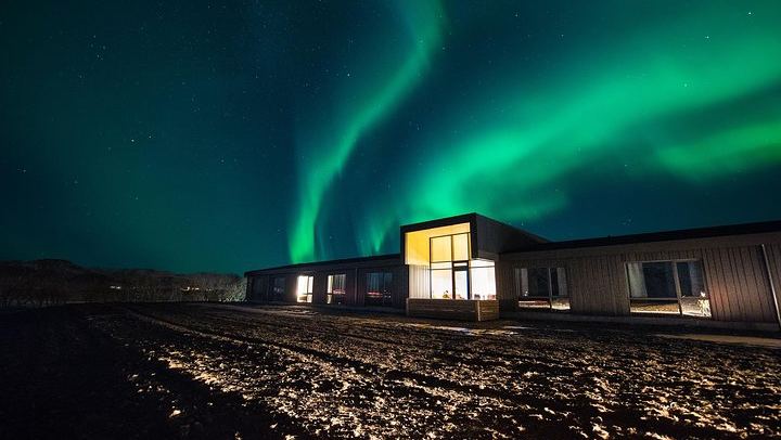 Private Two Day South Coast Tour: Glacier Lagoon, Ice Cave and Aurora (1/8)