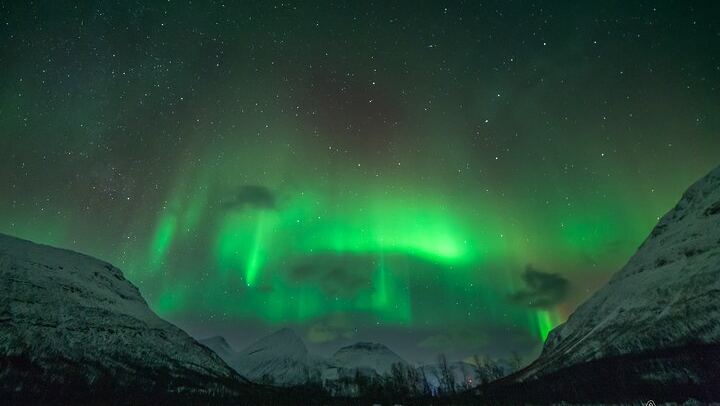 Aurora Safari by Minibus with Private Camp Locations Across Troms (4/5)