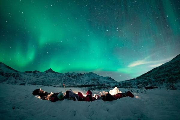 Tromsø Aurora Hunt with Bonfire, Hot Meal, Thermal Suit and Photos