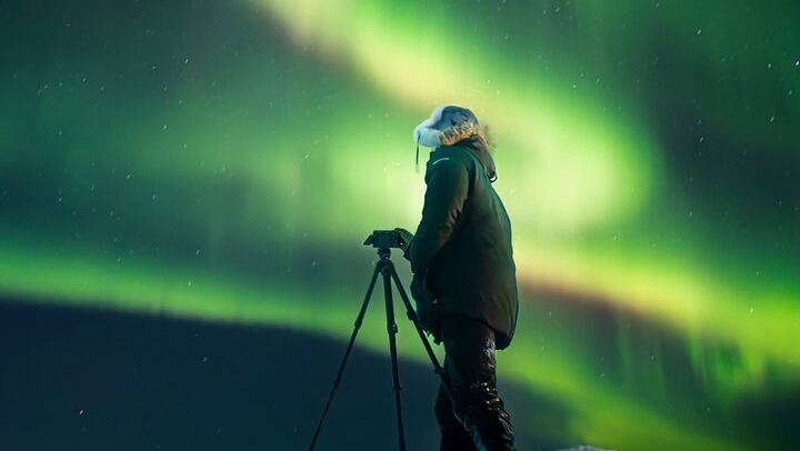 Expert Northern Lights Hunt from Rovaniemi with Photography, Max 8 (4/5)