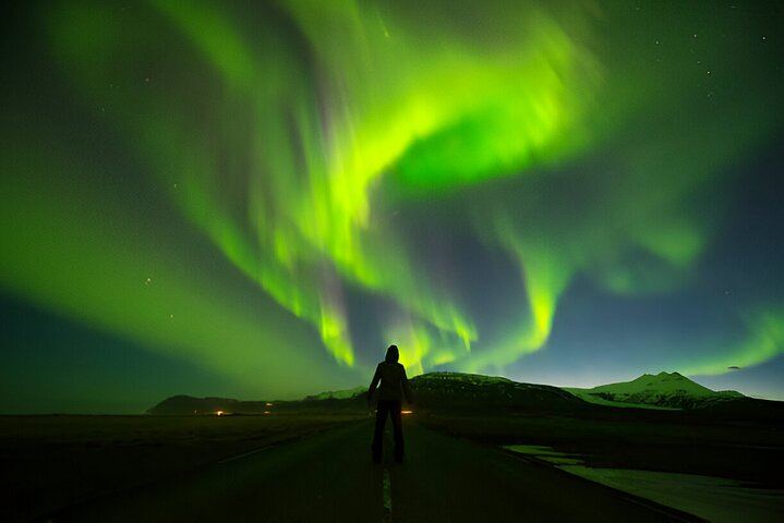 Northern Lights 4x4 Tour from Reykjavík with Icelandic Pastries and Cocoa (8/9)