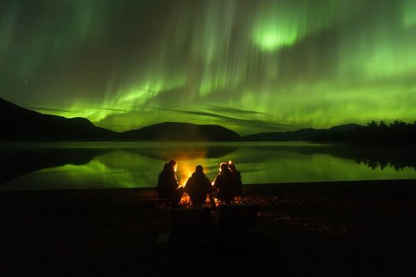 Northern Lights Adventure from Tromso in a Mercedes 4x4, Max 8 Guests