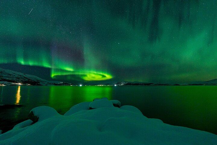 Northern Lights Adventure from Tromso in a Mercedes 4x4, Max 8 Guests (11/12)