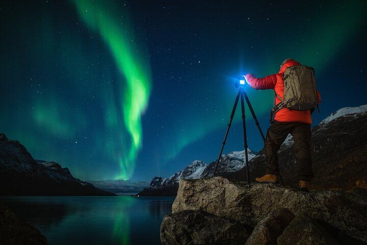 Northern Lights Adventure from Tromso in a Mercedes 4x4, Max 8 Guests (2/12)