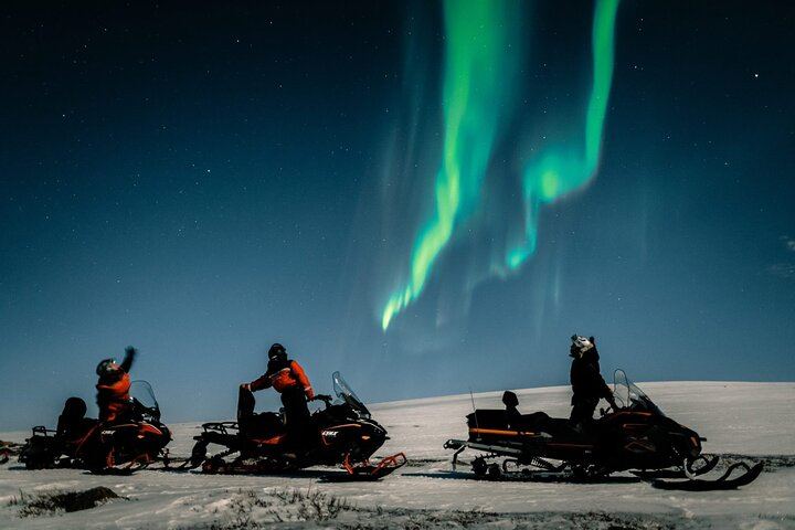 Northern Lights Adventure by Snowmobile from Alta (2/3)