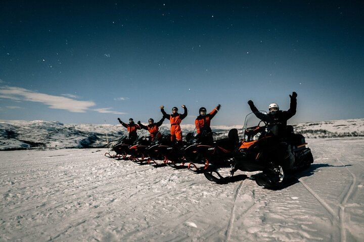 Northern Lights Adventure by Snowmobile from Alta (3/3)