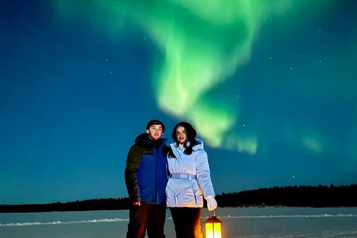 Northern Lights from a Family Wilderness Cabin near Levi (5/12)