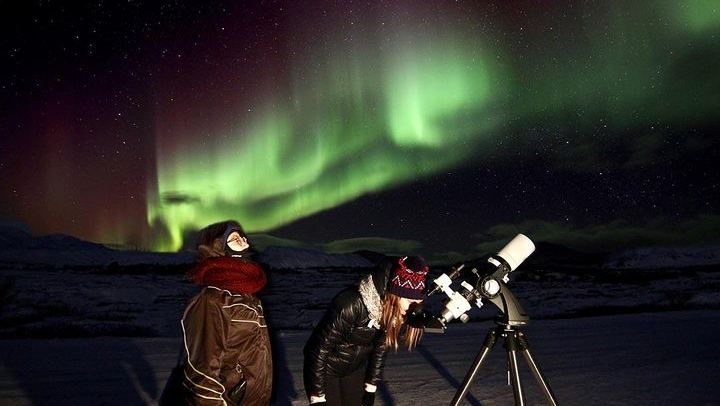 Northern Lights and Telescope Stargazing Small Group Tour from Reykjavík (1/12)