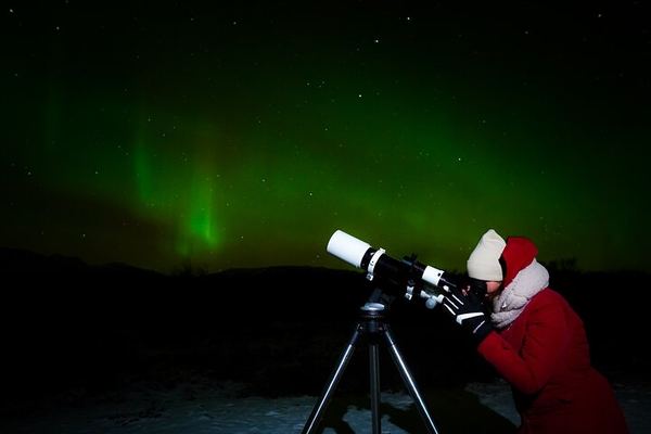 Northern Lights and Telescope Stargazing Small Group Tour from Reykjavík