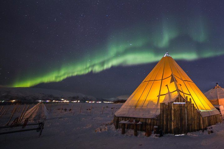 Night Reindeer Sledding with Camp Dinner and a Chance of Aurora (2/12)