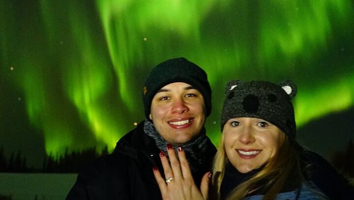 Fairbanks Aurora Chasing with a Free Photo Service (2/12)