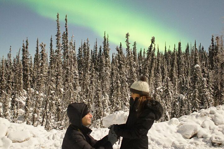 Fairbanks Aurora Chasing with a Free Photo Service (6/12)