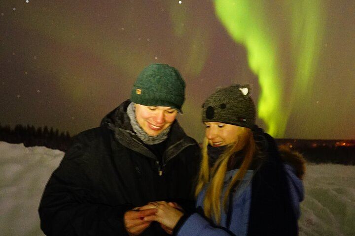 Fairbanks Aurora Chasing with a Free Photo Service (3/12)