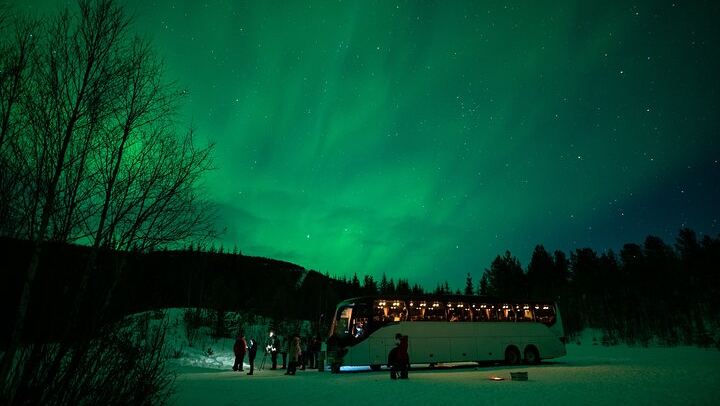 Northern Lights Big Bus Chase from Tromso with Chasing Lights (2/11)