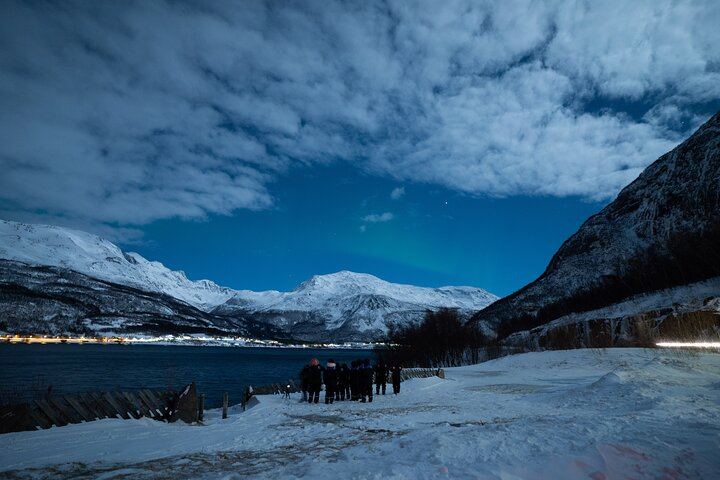 Northern Lights Big Bus Chase from Tromso with Chasing Lights (10/11)