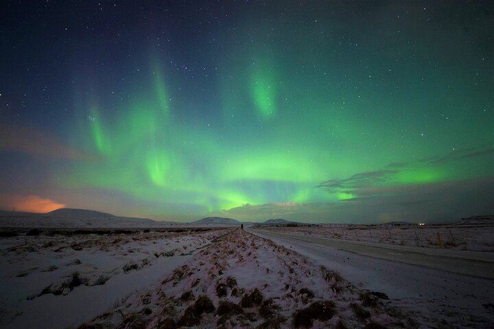 Northern Lights Bus Tour from Reykjavík with Hot Chocolate (8/8)
