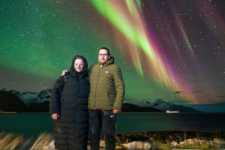 Northern Lights Chase with a Sami Guide, Campfire Meal and Photos (2/7)