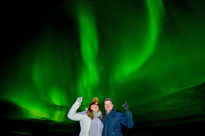 Northern Lights 4x4 Tour from Reykjavík with Icelandic Pastries and Cocoa (3/9)