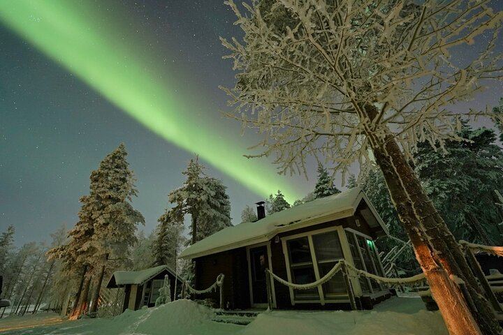 Northern Lights Hunt from a Lappish Cottage in the Forest (3/12)