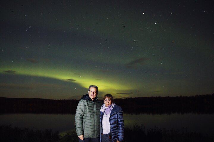 Small Group Northern Lights Photo Hunt with Campfire BBQ, Rovaniemi (8/10)