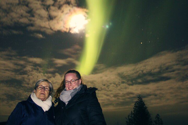 Small Group Northern Lights Photo Hunt with Campfire BBQ, Rovaniemi (9/10)