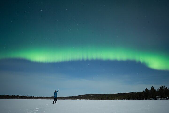 Aurora Photography Hunt from Rovaniemi with Next Day Photo Delivery (1/12)