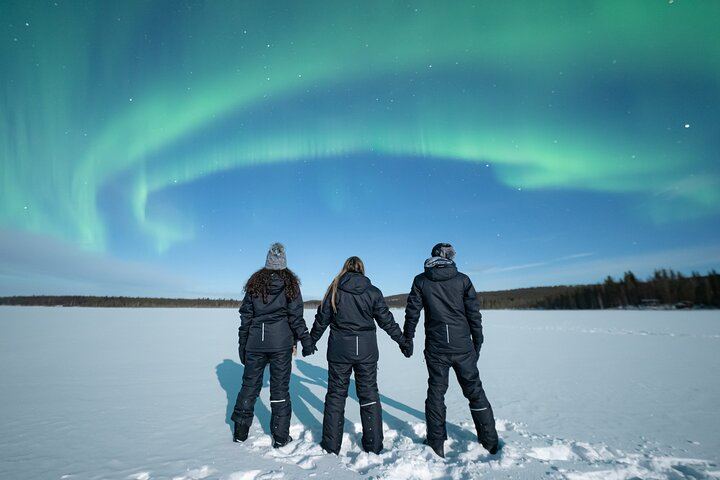 Aurora Photography Hunt from Rovaniemi with Next Day Photo Delivery (3/12)