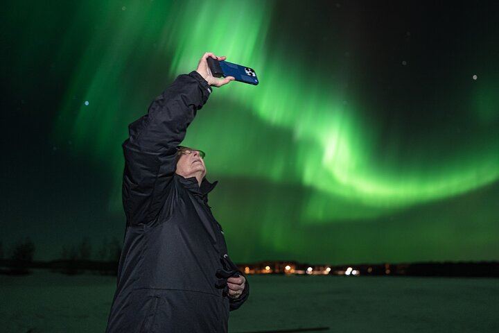 Aurora Photography Hunt from Rovaniemi with Next Day Photo Delivery (4/12)