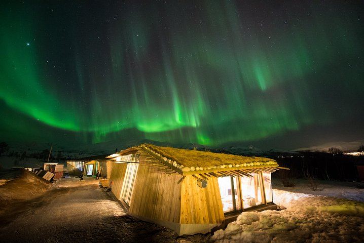 Northern Lights Evening at the Husky Camp near Tromso (3/8)