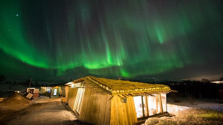 Northern Lights Evening at the Husky Camp near Tromso (3/8)