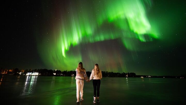 Northern Lights Hunting Expedition in Ranua, Lapland, Max 8 People