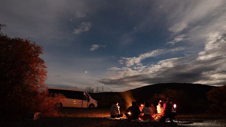 Northern Lights Minibus Chase from Tromso with Chasing Lights (4/11)