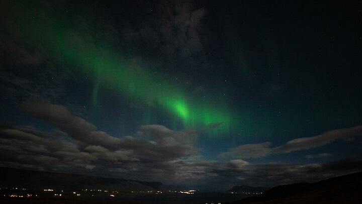 Guided Northern Lights Bus Tour through North Iceland (4/5)