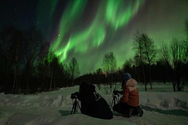 Aurora Photography Hunt from Rovaniemi with a Professional Hunter