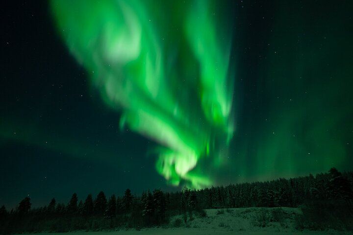 Aurora Photography Hunt from Rovaniemi with a Professional Hunter (10/12)