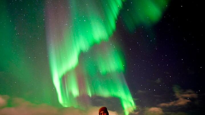 Private Northern Lights Tour with a Guide and Professional Photos (1/12)