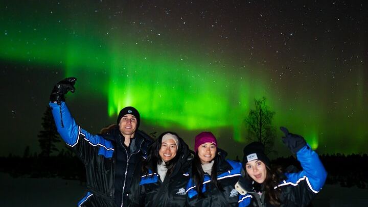 Award Winning Aurora Hunt from Rovaniemi with Unlimited Mileage, Max 8 (1/12)
