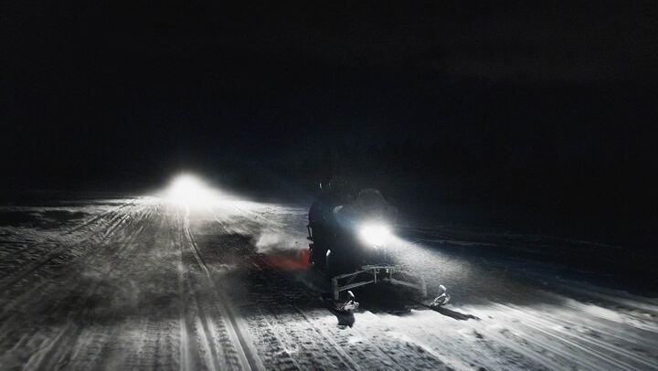 Northern Lights Snowmobile Safari from Santa Claus Village (2/4)