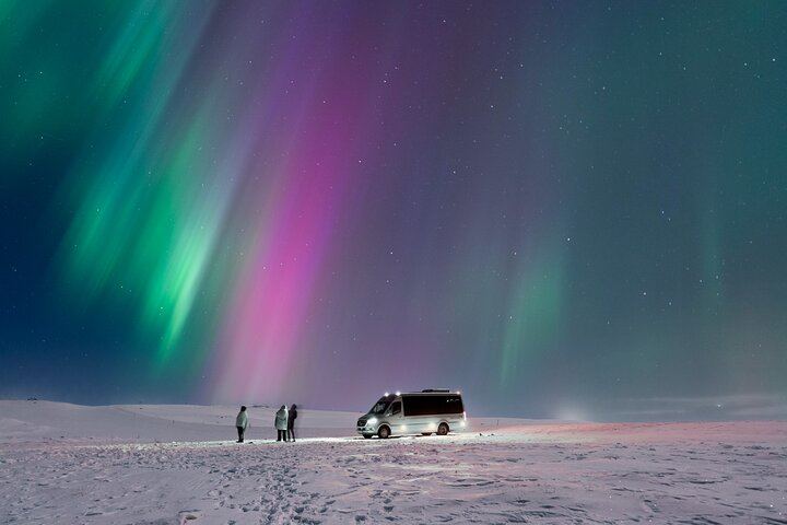 Small Group Northern Lights Tour from Reykjavík, Max 19, with Photos (1/12)