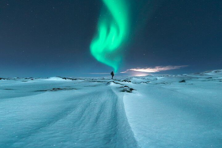 Small Group Northern Lights Tour with Free Photos and Hot Chocolate (5/7)