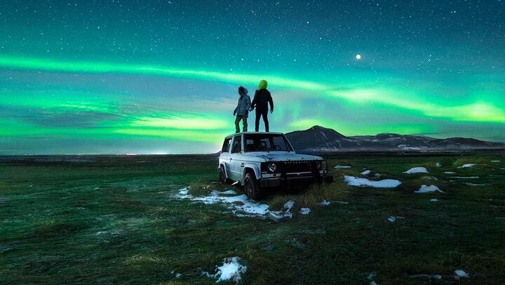 Small Group Northern Lights Tour with Free Photos and Hot Chocolate