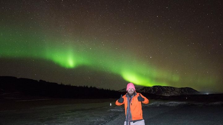 Northern Lights Small Group Tour from Reykjavík with Hot Chocolate