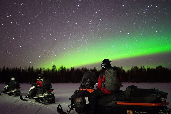 Chasse aux aurores en minibus au départ de Rovaniemi (3/5)