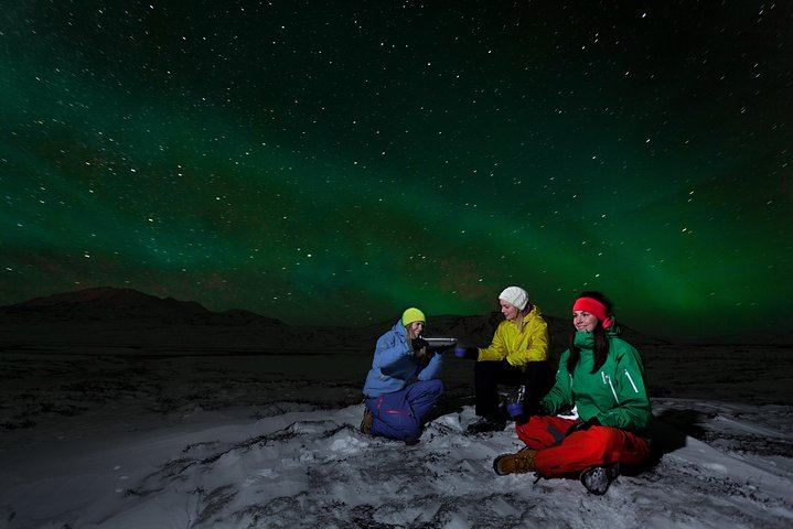 Four Hour Super Jeep Northern Lights Chase from Reykjavík (7/12)